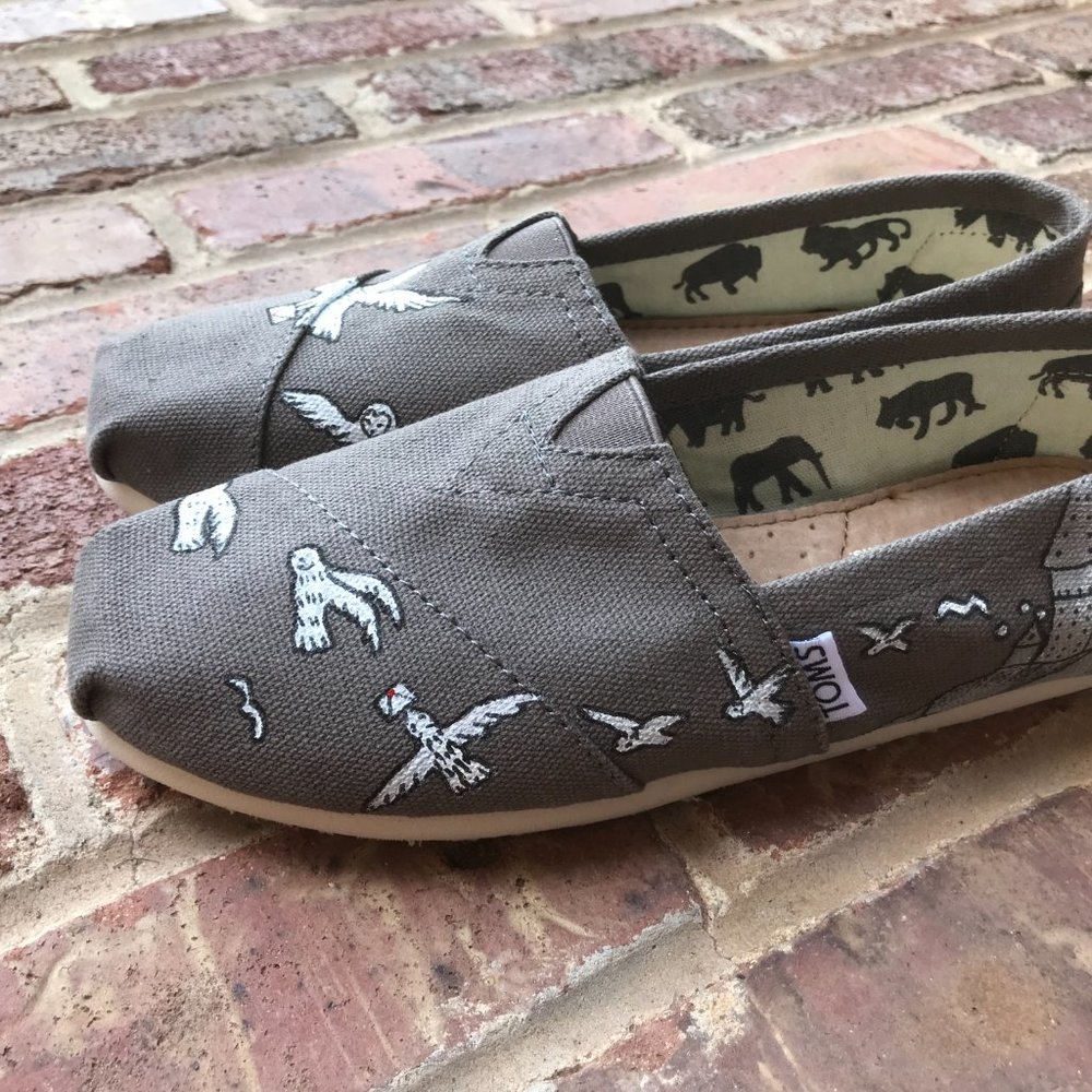 Harry Potter owl Toms size 6